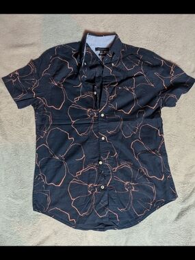 Tommy Hilfiger Navy Button-Down Shirt with Coral Floral Print